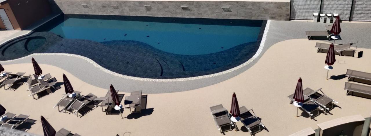 Baffo Rosso Hotel Alba Adriatica
