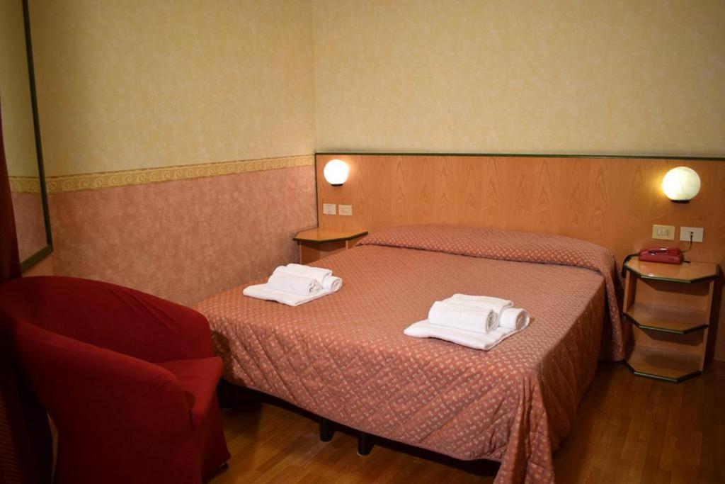 Hotel Baffo Rosso Alba Adriatica