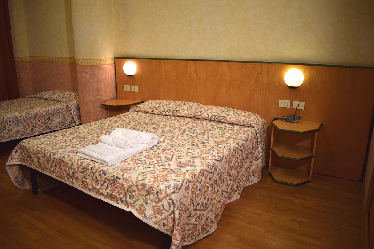 Baffo Rosso Hotel 3*